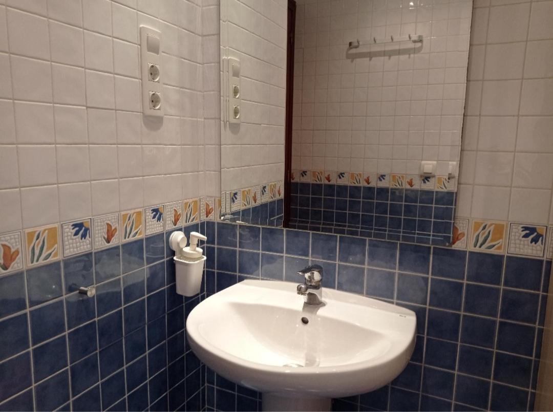 Apartamento Centro Malagaアパートメント エクステリア 写真